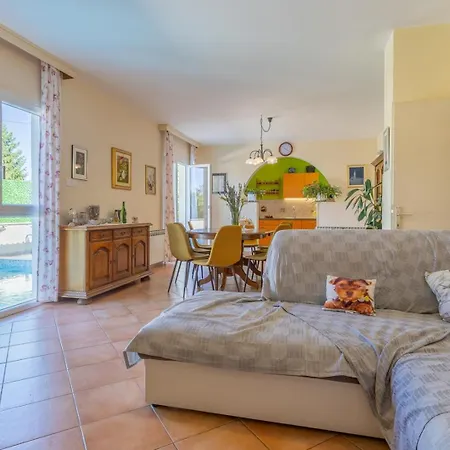 Casa Anika With Private Pool * Žminj