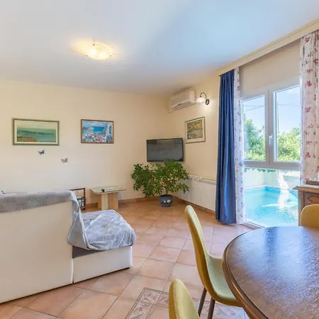 Dom wakacyjny Casa Anika With Private Pool